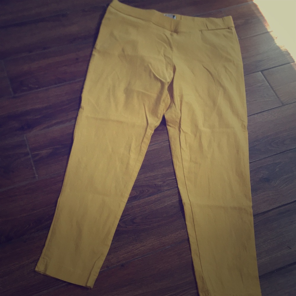 Skinny pants
